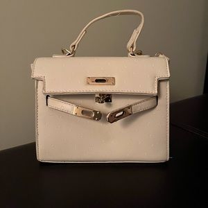 White textured mini bag